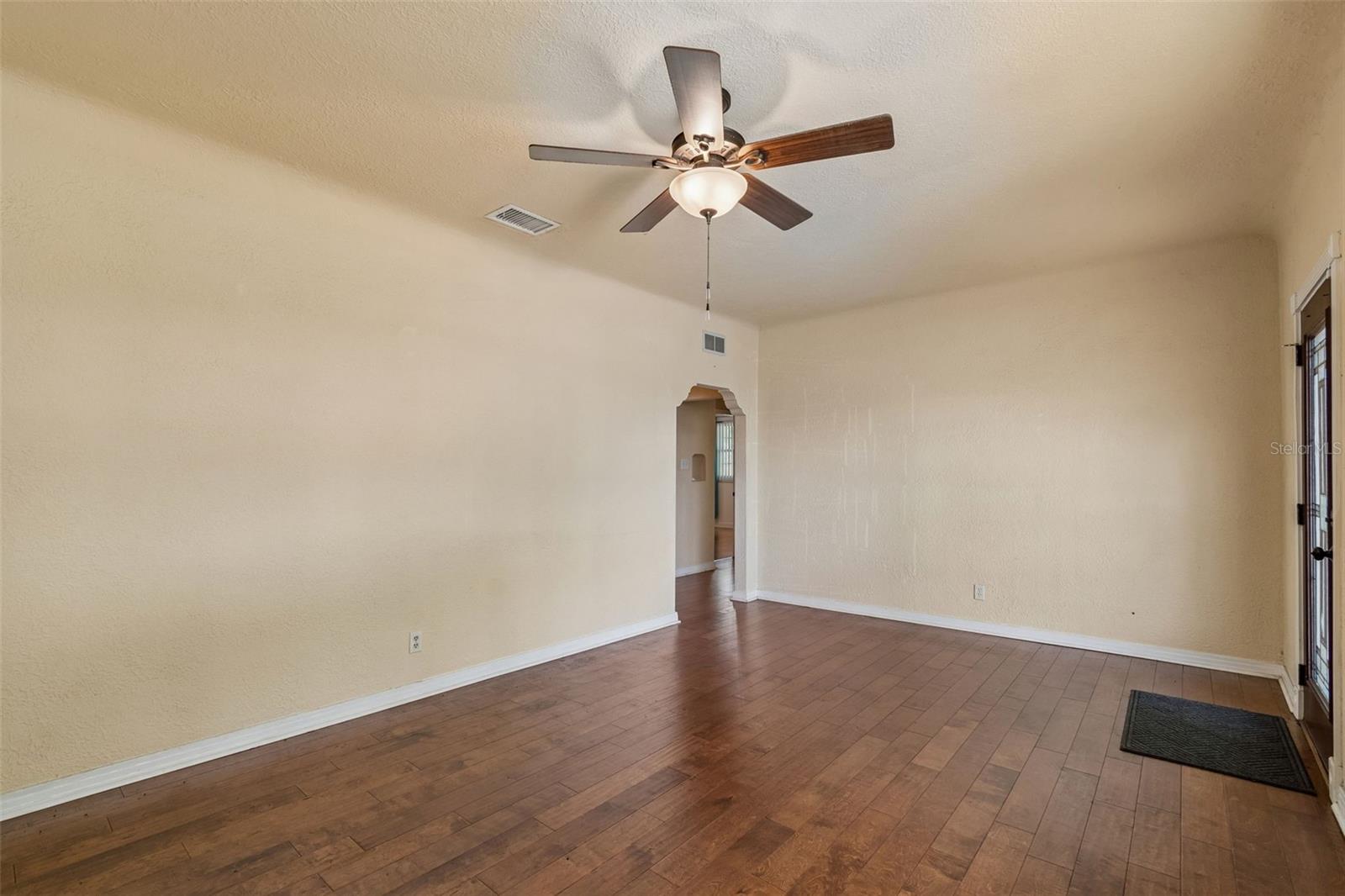 4412 SWEETWATER DR, TAMPA, FL, 33615