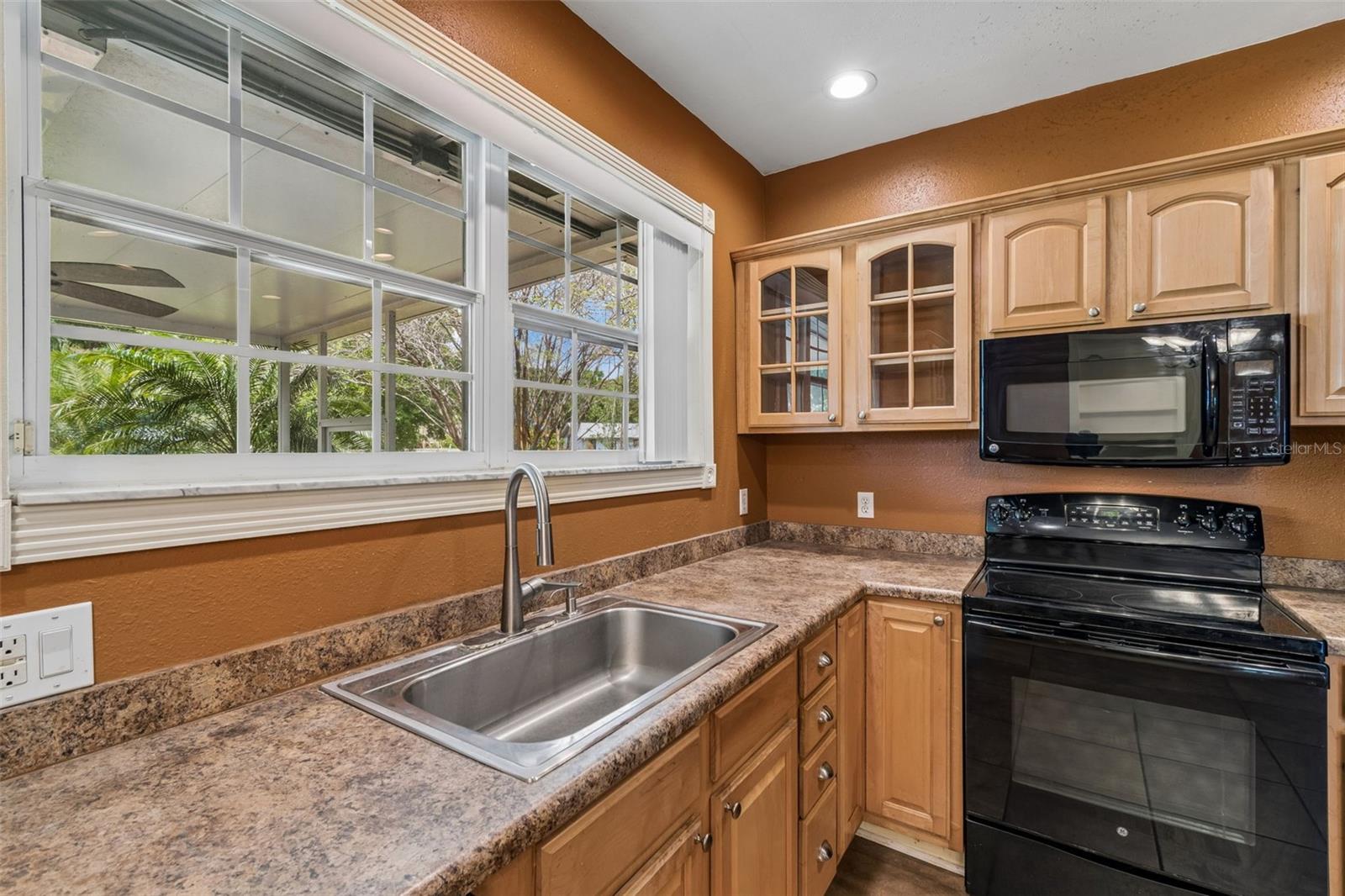 4412 SWEETWATER DR, TAMPA, FL, 33615