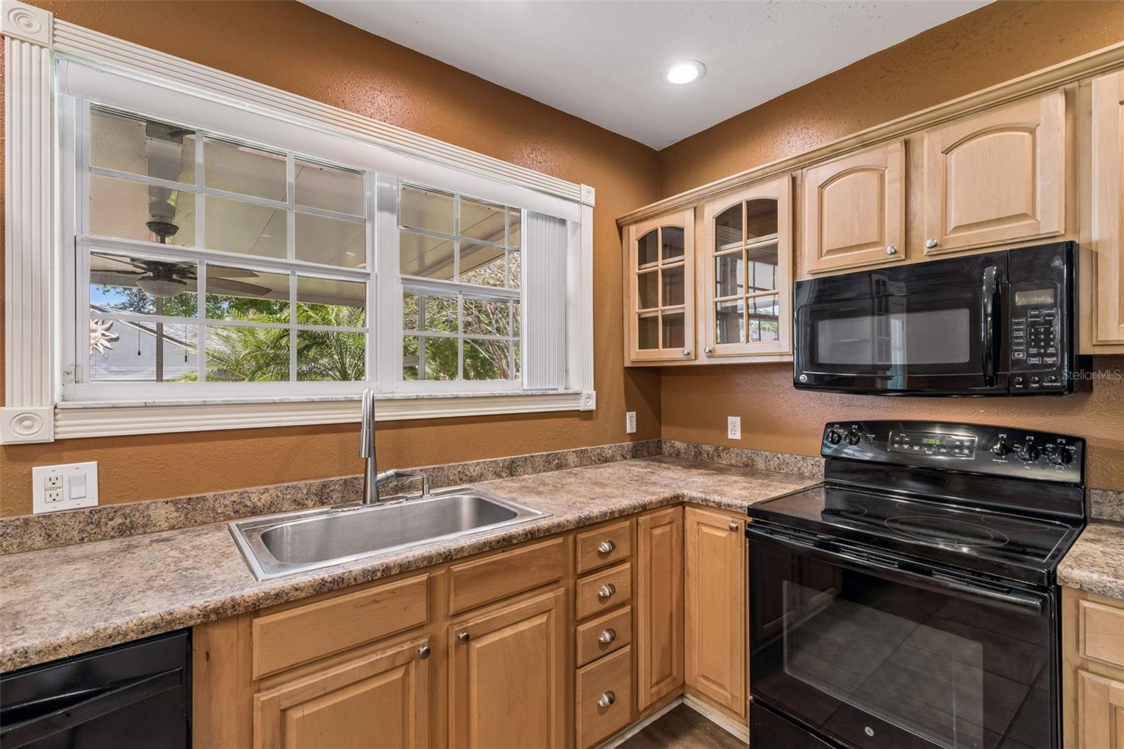 4412 SWEETWATER DR, TAMPA, FL, 33615