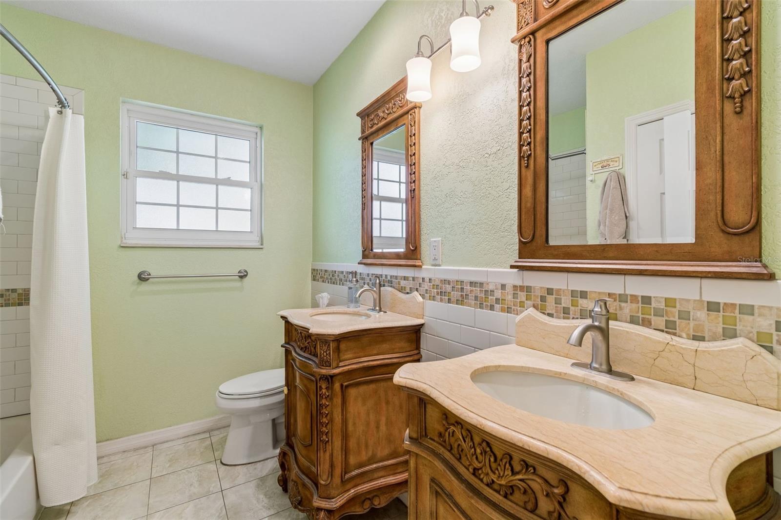 4412 SWEETWATER DR, TAMPA, FL, 33615