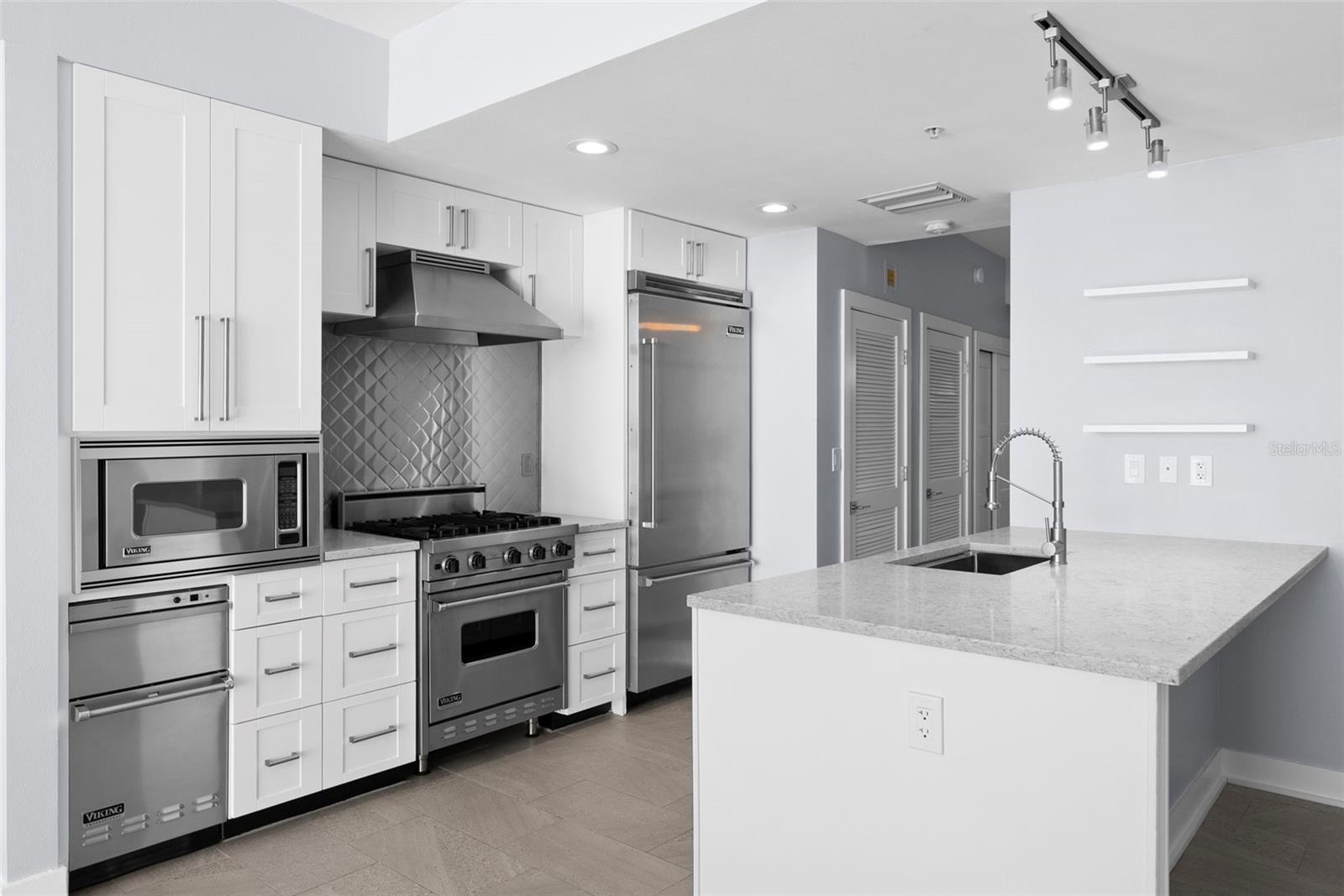 1208 E KENNEDY BLVD #925, TAMPA, FL, 33602