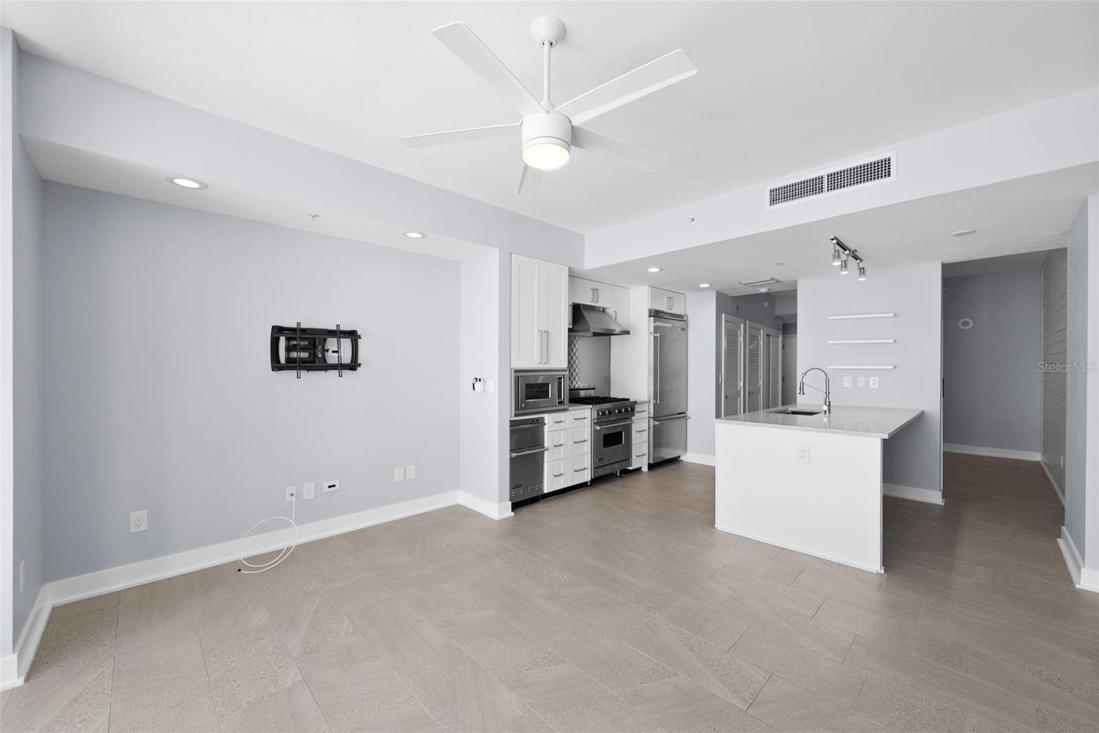 1208 E KENNEDY BLVD #925, TAMPA, FL, 33602