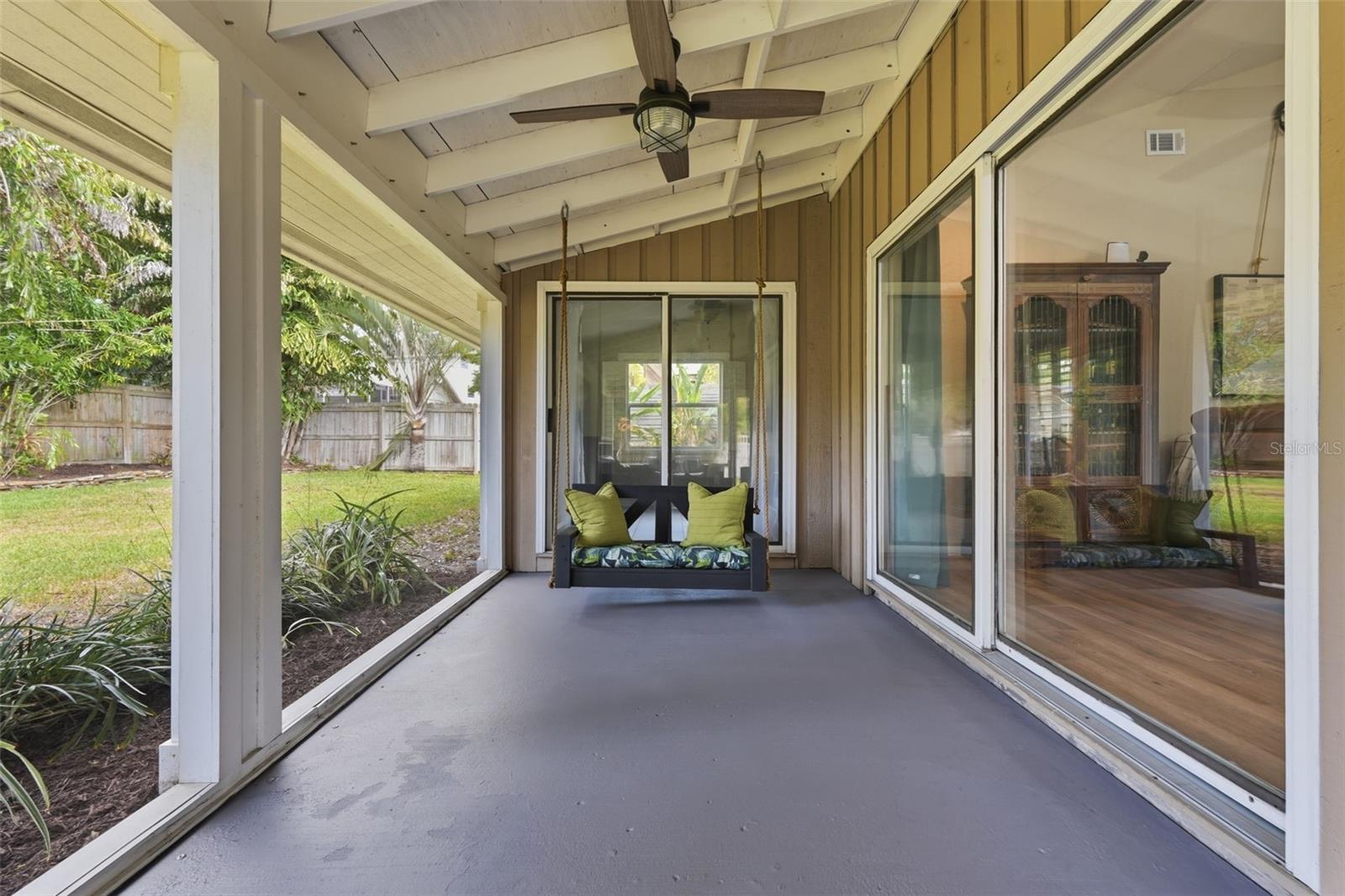 Large screen enclosed porch