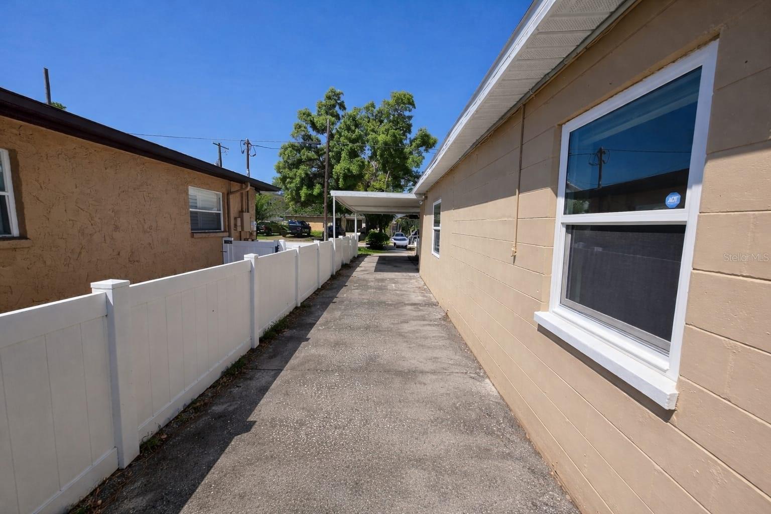 207 N BEVERLY AVE, TAMPA, FL, 33609