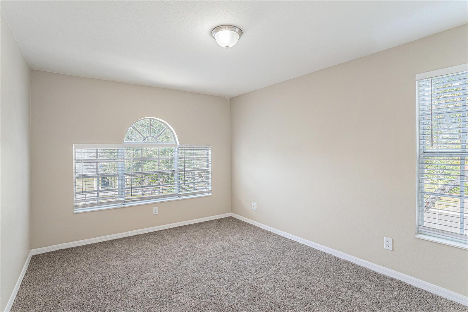 8602 SANDY PLAINS DR, RIVERVIEW, FL, 33578