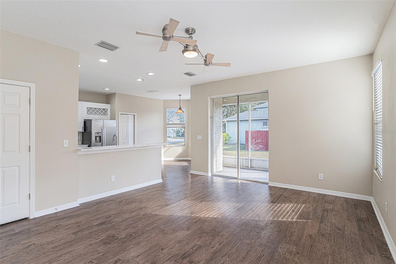 8602 SANDY PLAINS DR, RIVERVIEW, FL, 33578