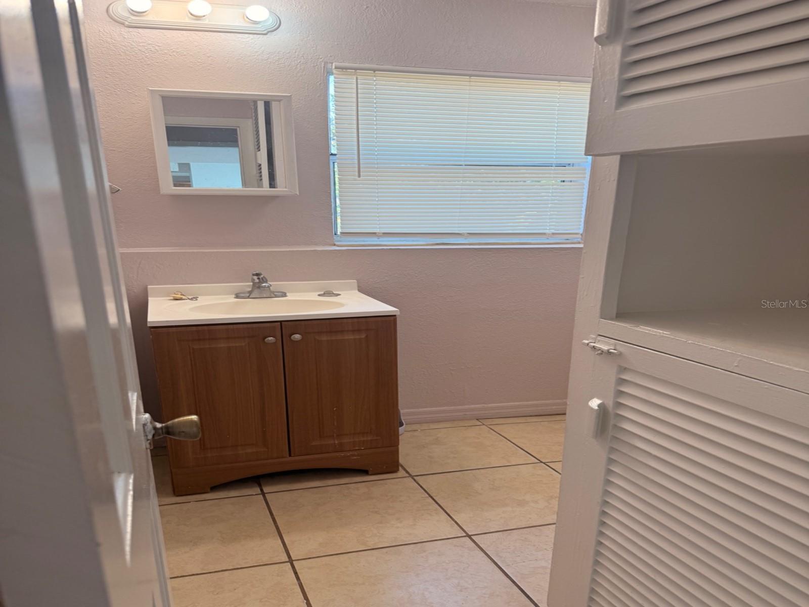 1327 43RD ST S, ST PETERSBURG, FL, 33711