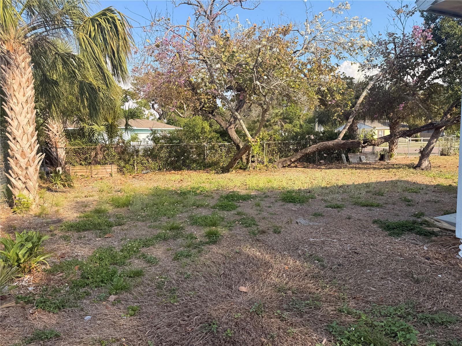 1327 43RD ST S, ST PETERSBURG, FL, 33711