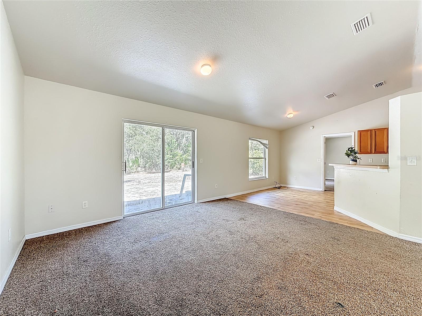 50 MALAUKA PASS CRSE, OCKLAWAHA, FL, 32179