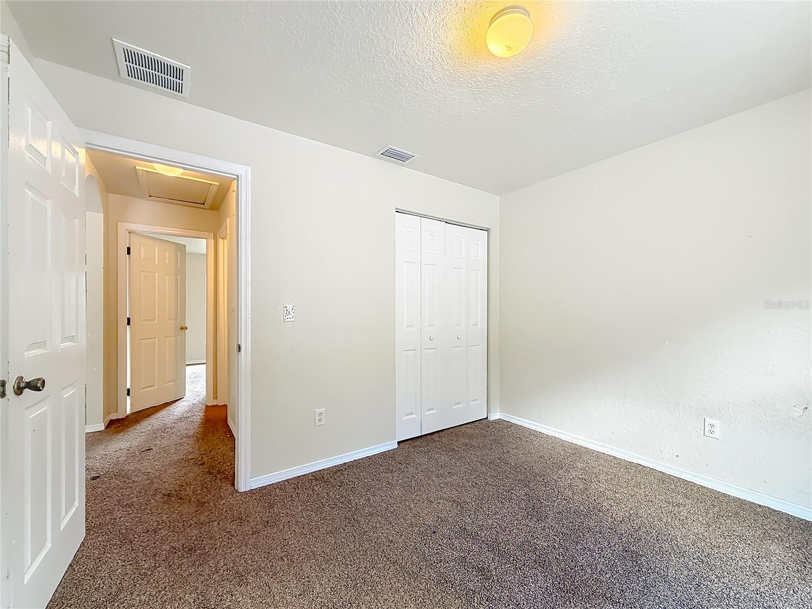50 MALAUKA PASS CRSE, OCKLAWAHA, FL, 32179