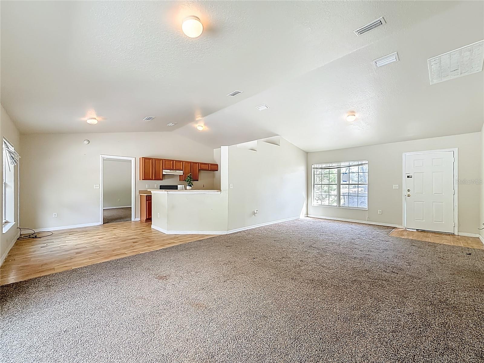 50 MALAUKA PASS CRSE, OCKLAWAHA, FL, 32179