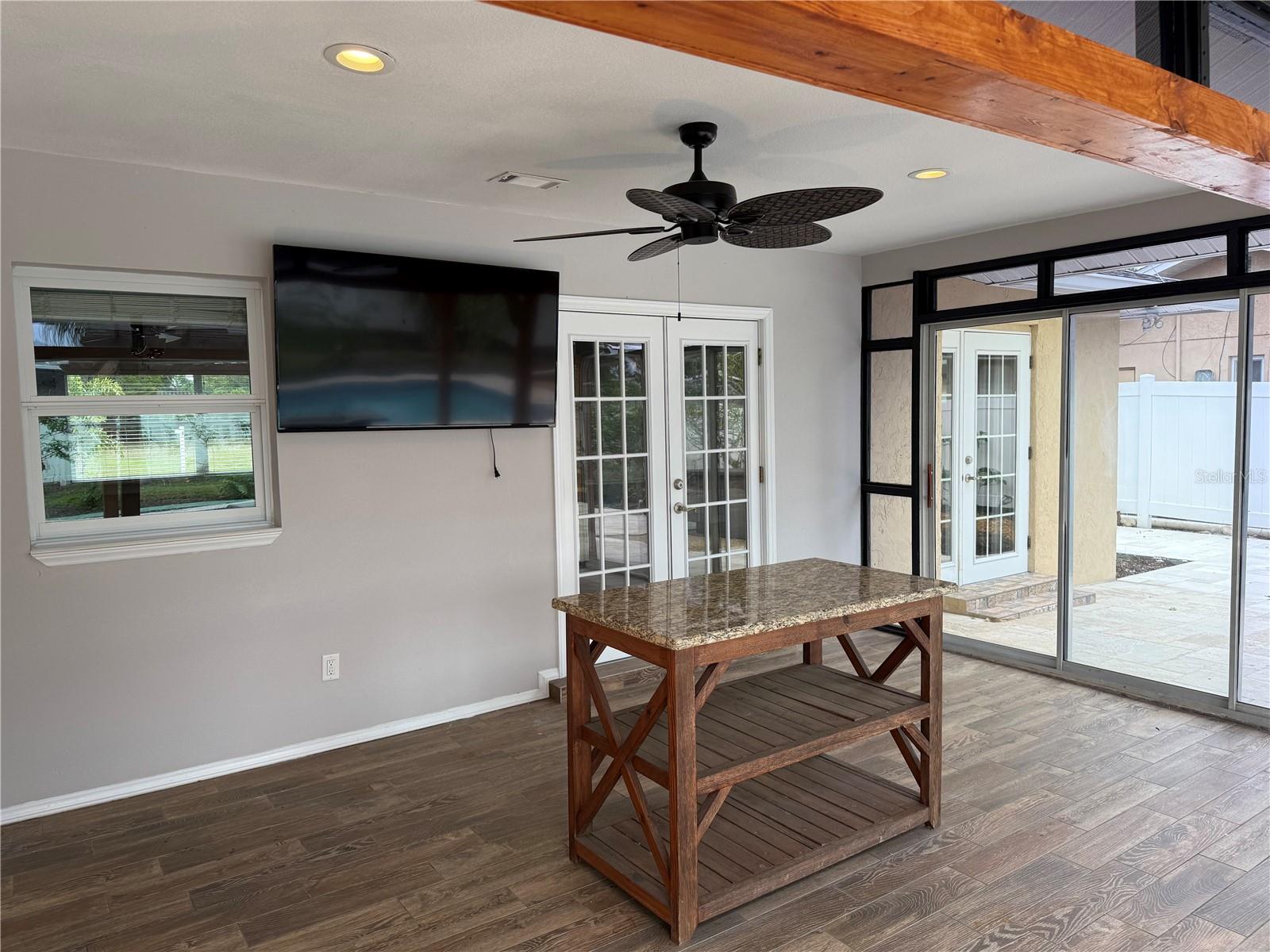 98 DADE AVE, SARASOTA, FL, 34232