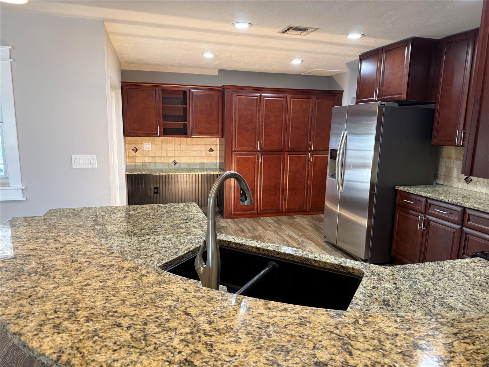 98 DADE AVE, SARASOTA, FL, 34232