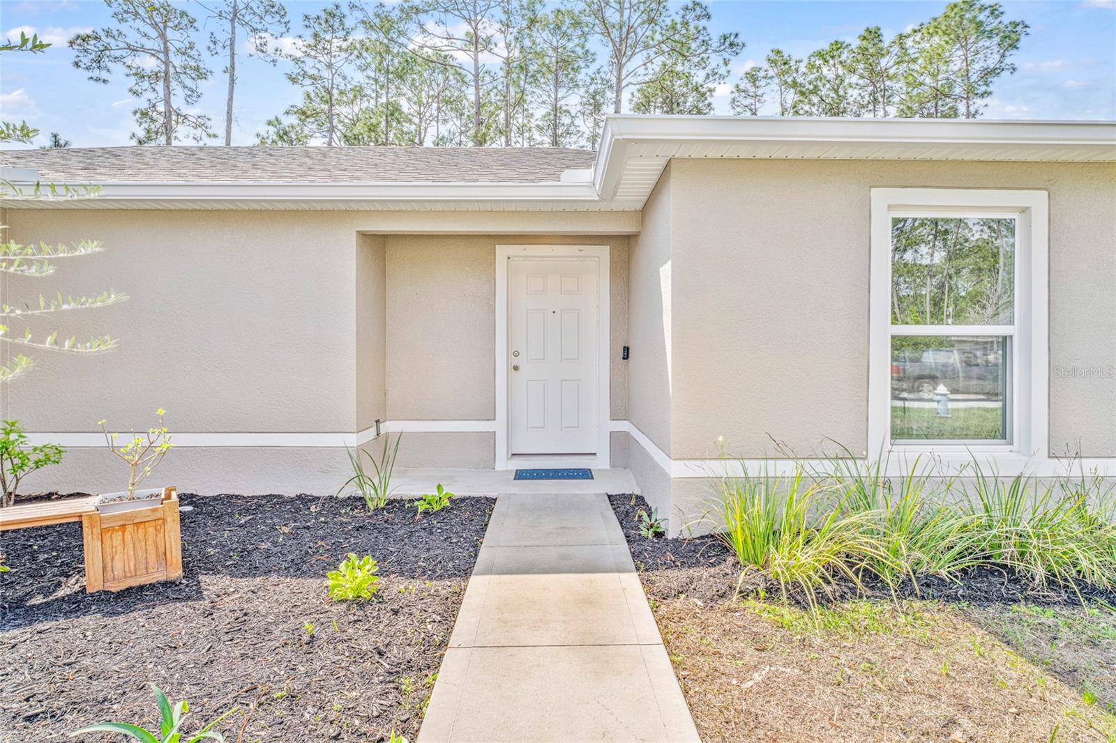 10 POINSETTIA LN, PALM COAST, FL, 32164