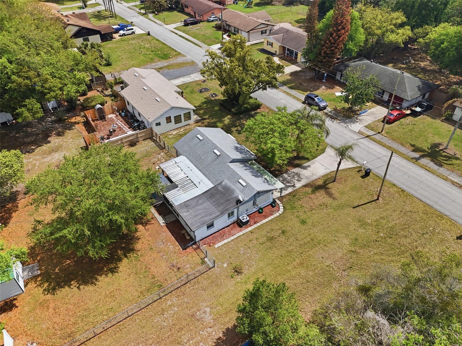 8 ANGELES RD, DEBARY, FL, 32713