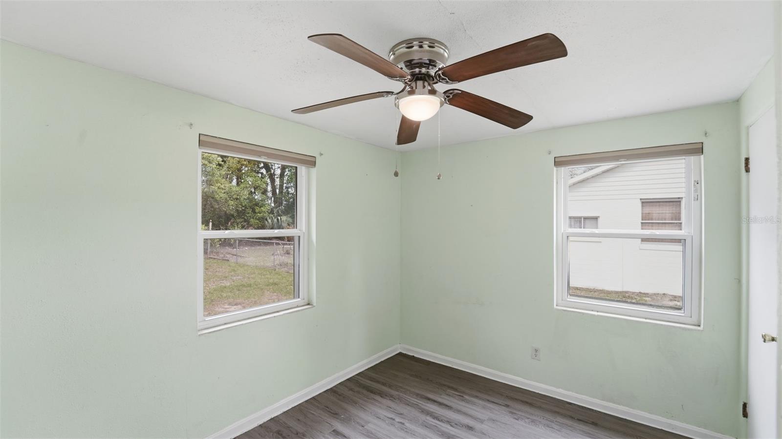 8 ANGELES RD, DEBARY, FL, 32713