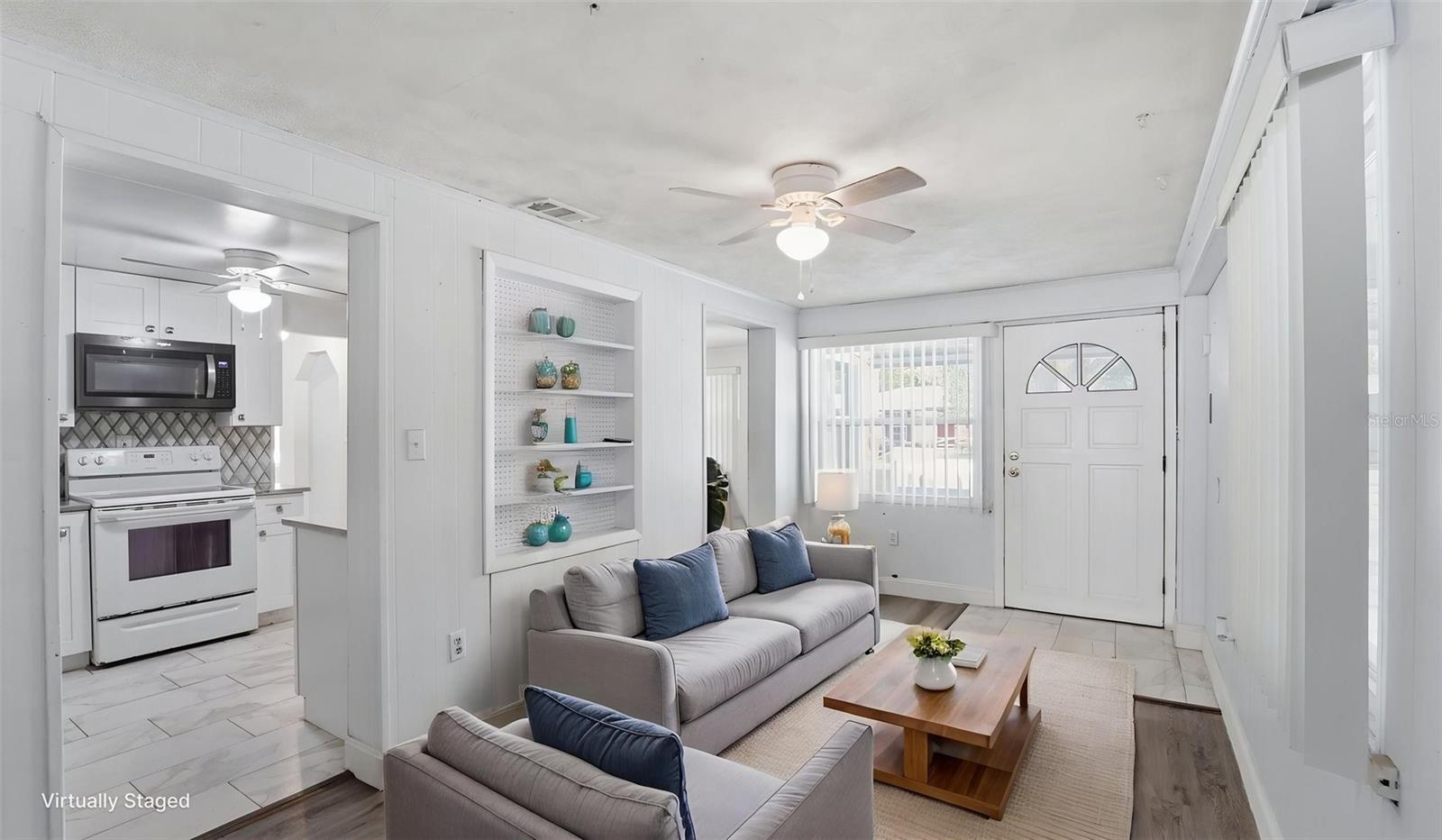 8 ANGELES RD, DEBARY, FL, 32713