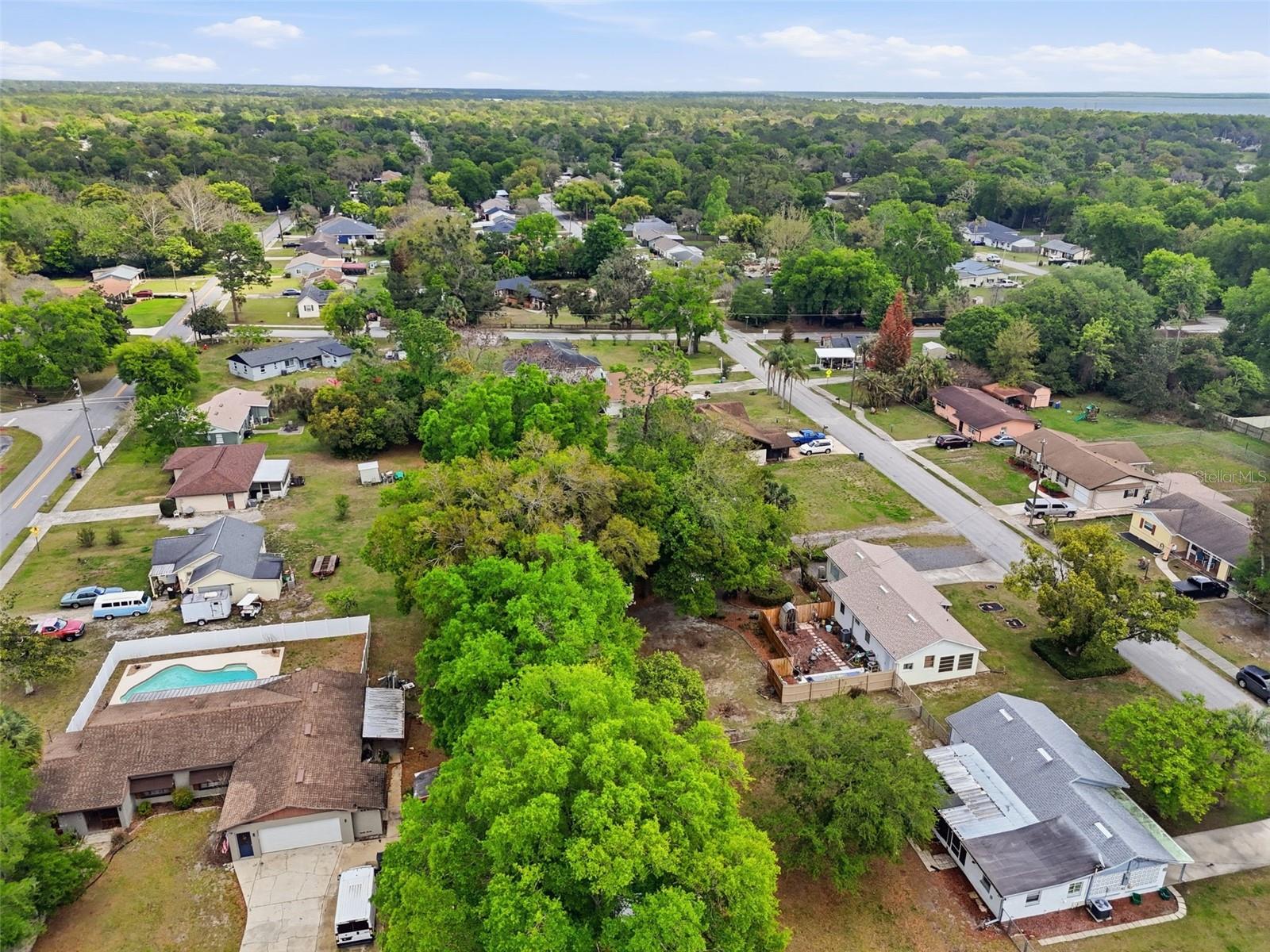 8 ANGELES RD, DEBARY, FL, 32713