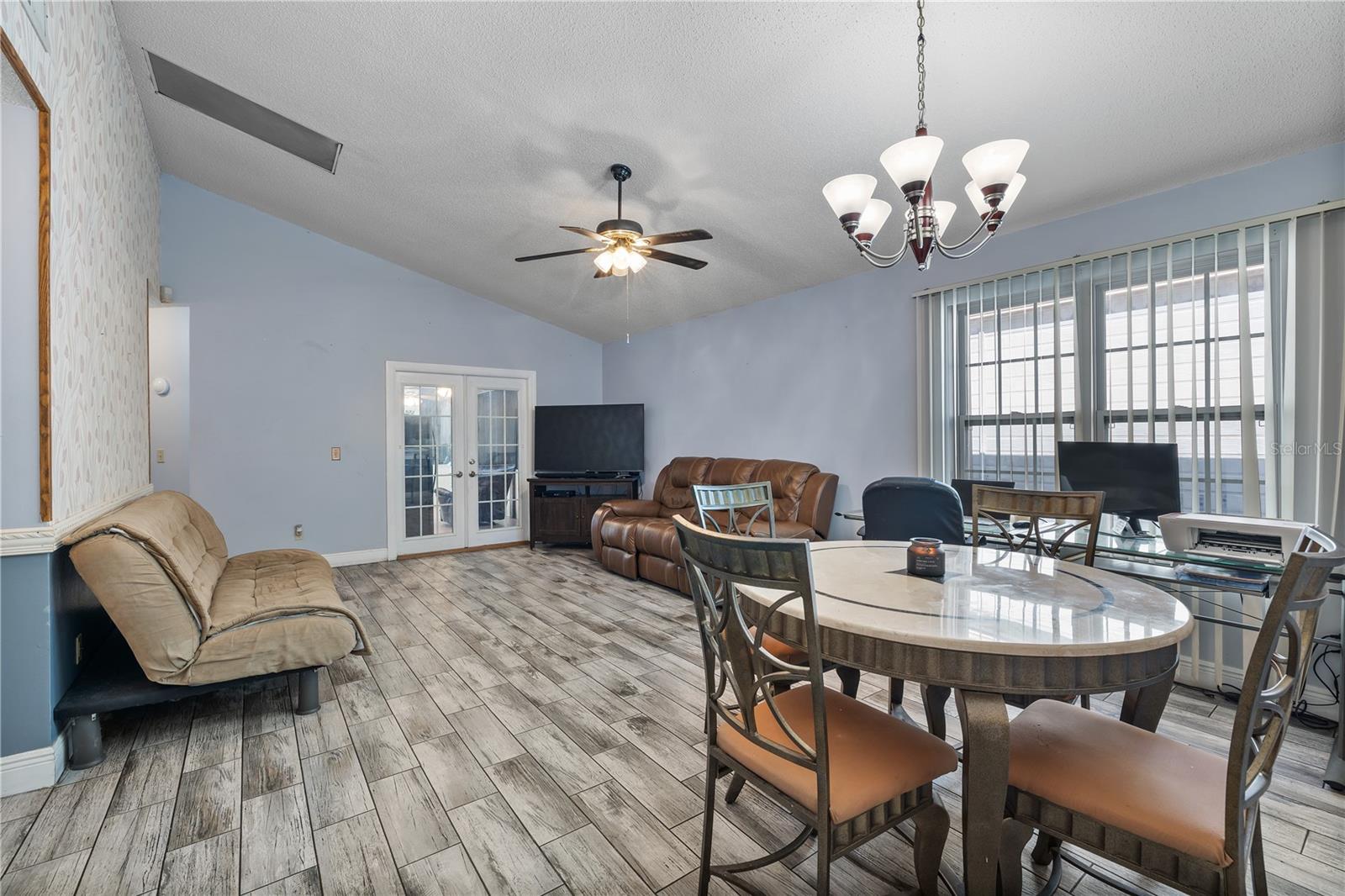 2104 WINSLOW DR, ORLANDO, FL, 32812