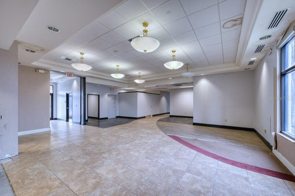 8200 66TH ST N #2, PINELLAS PARK, FL, 33781