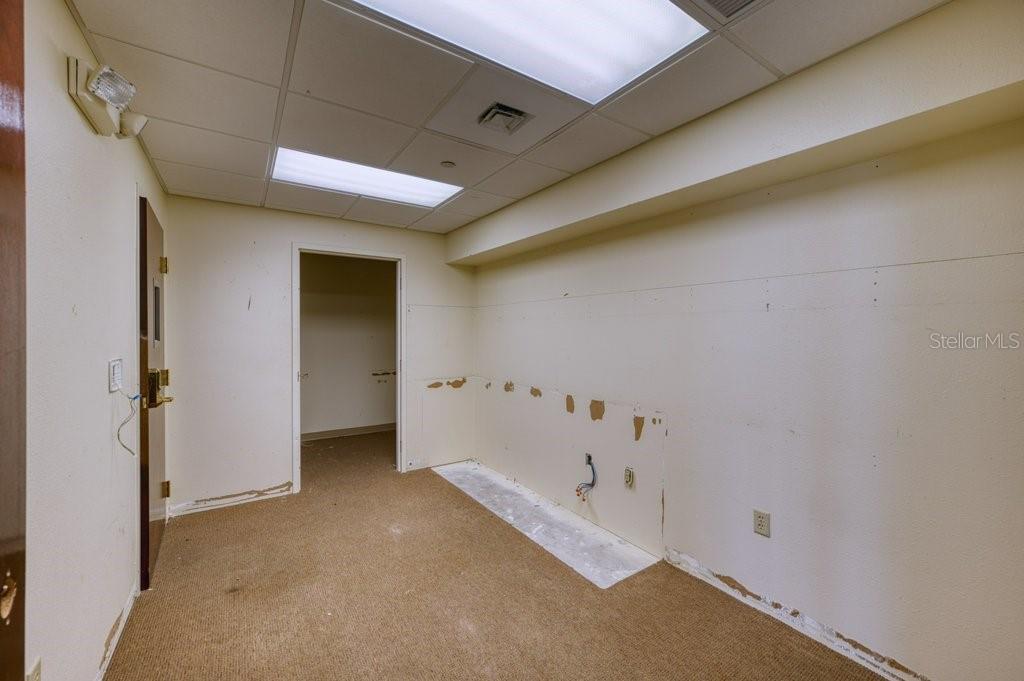 8200 66TH ST N #2, PINELLAS PARK, FL, 33781