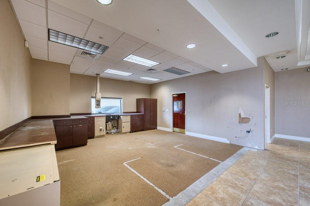 8200 66TH ST N #2, PINELLAS PARK, FL, 33781