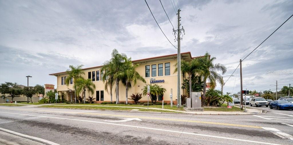 8200 66TH ST N #2, PINELLAS PARK, FL, 33781