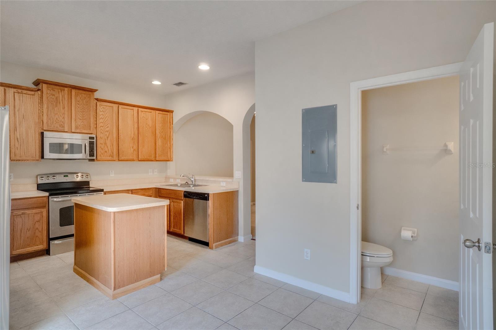 11818 DEER PATH WAY, ORLANDO, FL, 32832