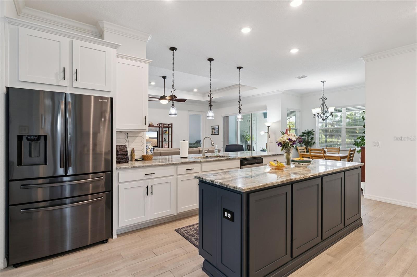 16816 LAKEMONT AVE, MONTVERDE, FL, 34756