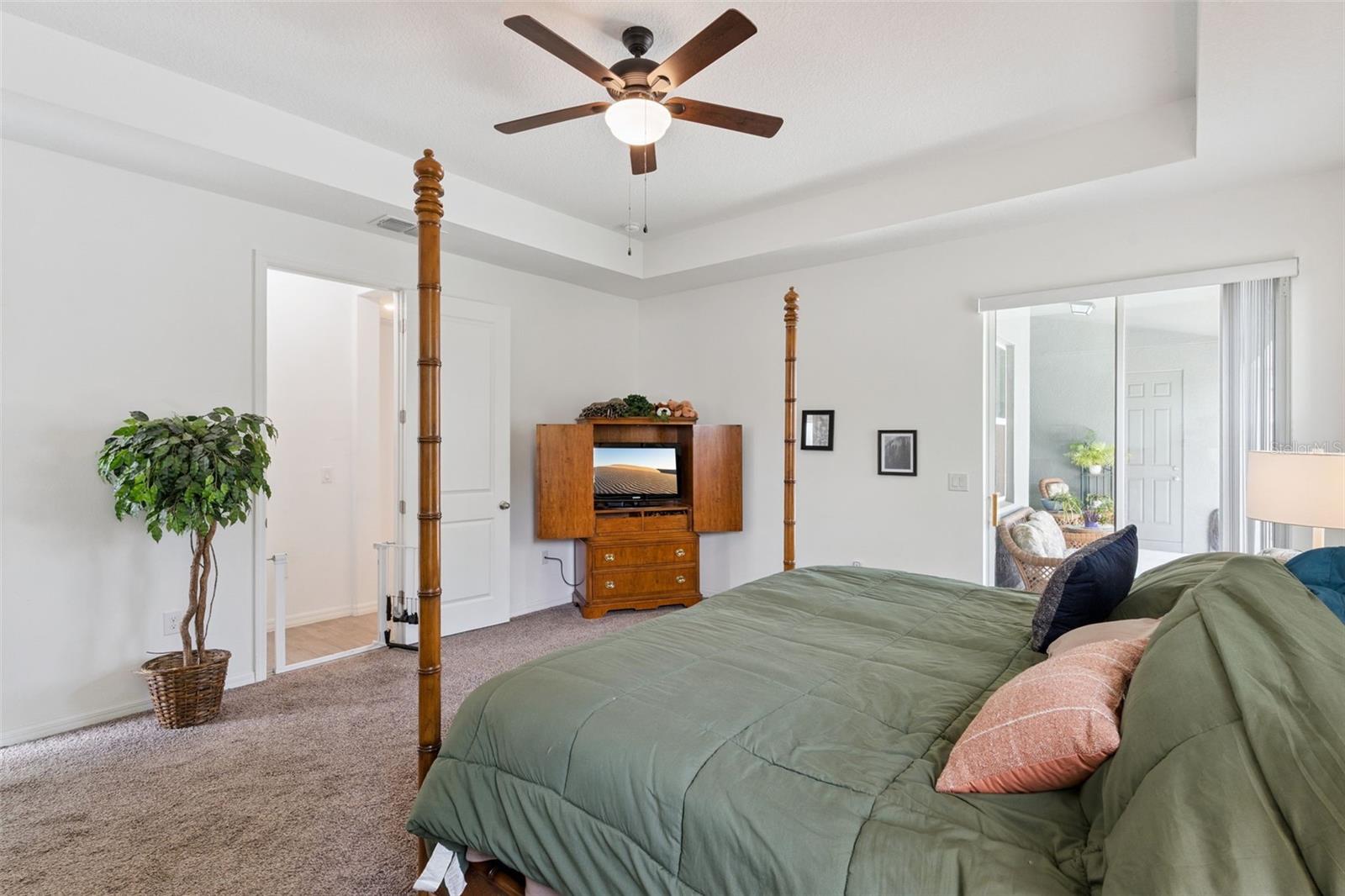 16816 LAKEMONT AVE, MONTVERDE, FL, 34756