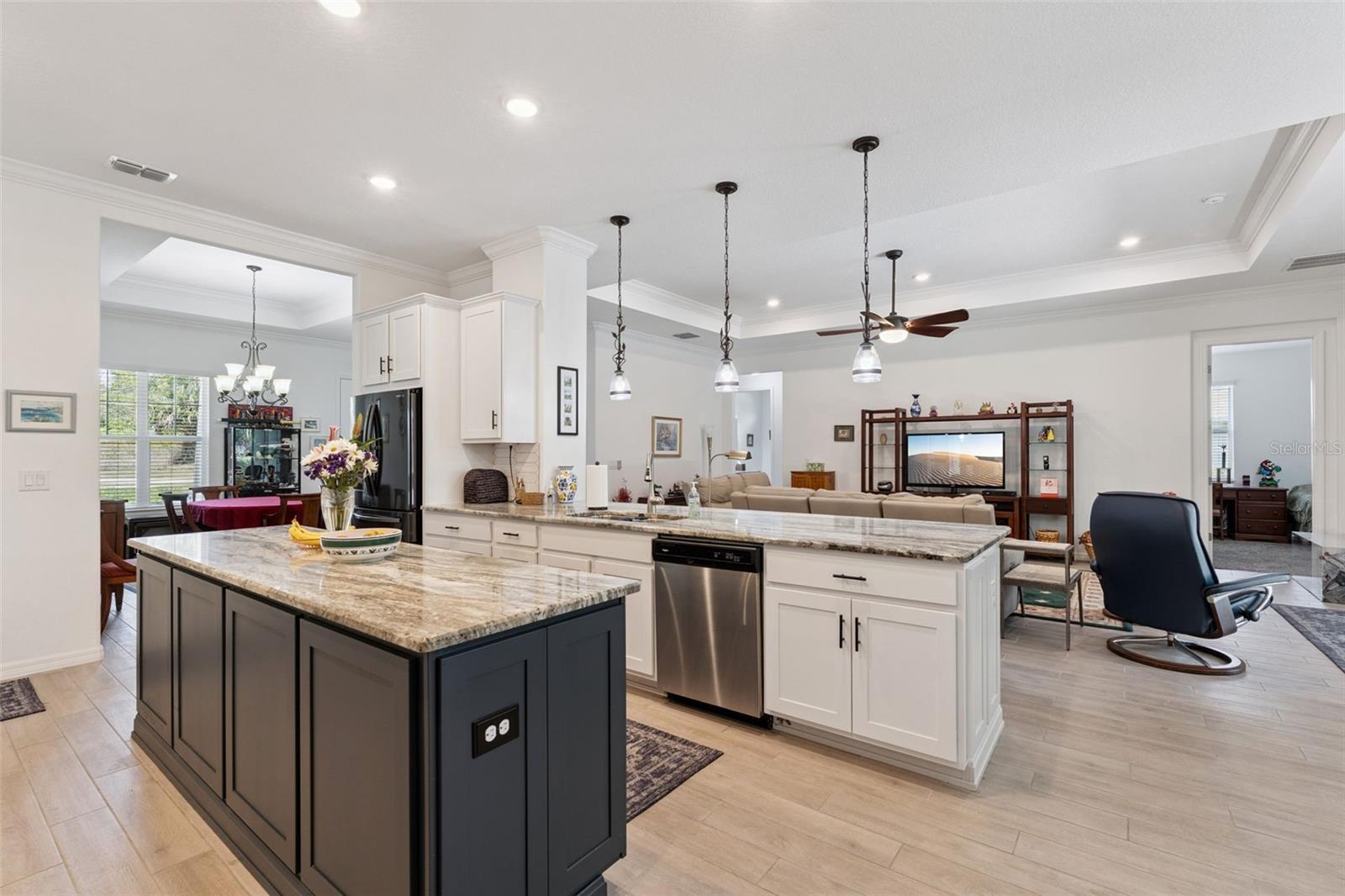 16816 LAKEMONT AVE, MONTVERDE, FL, 34756