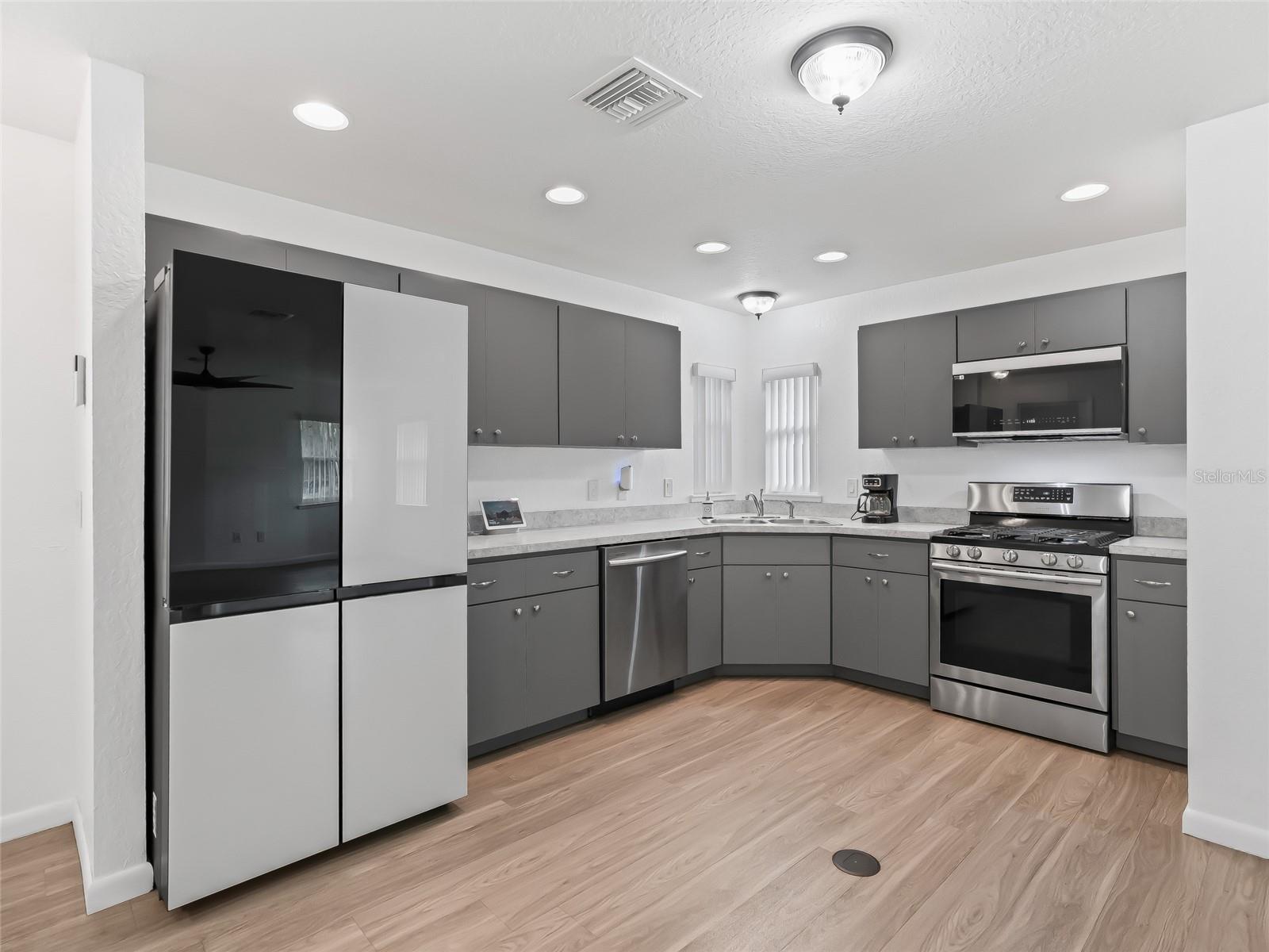 9318 CR 649, BUSHNELL, FL, 33513
