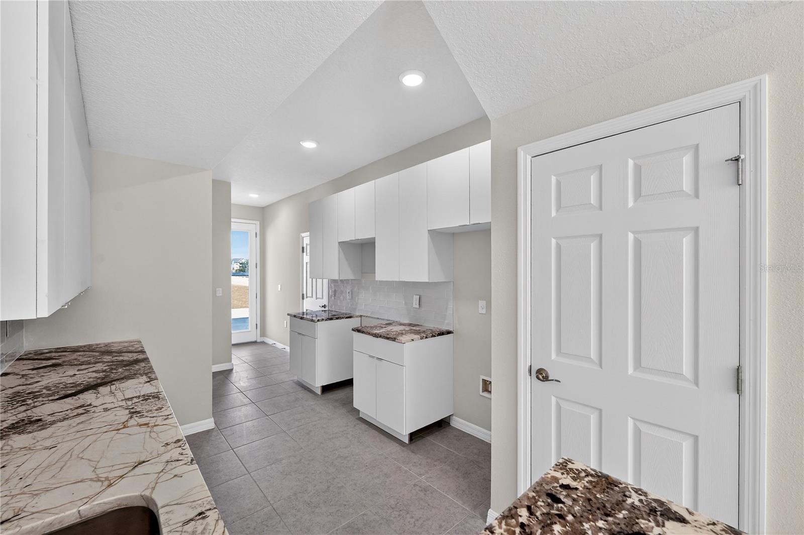 172 HOLLY VILLAGE DR, DAVENPORT, FL, 33837