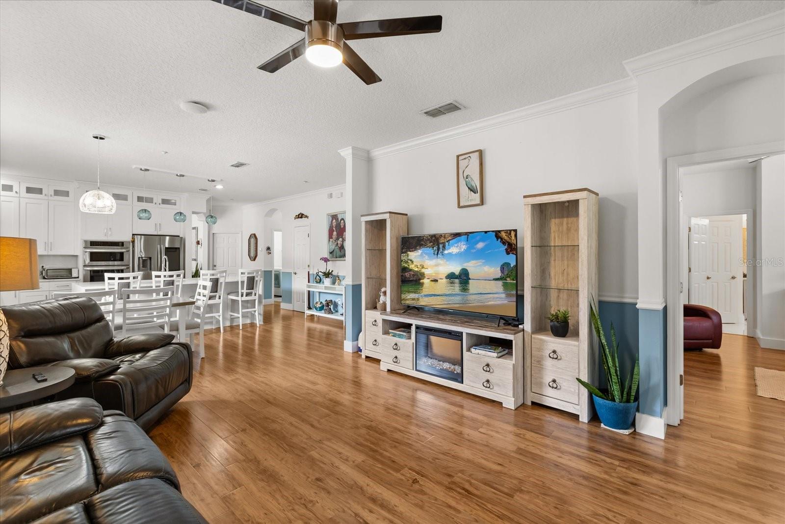10180 CYPRESS VINE DR, ORLANDO, FL, 32827