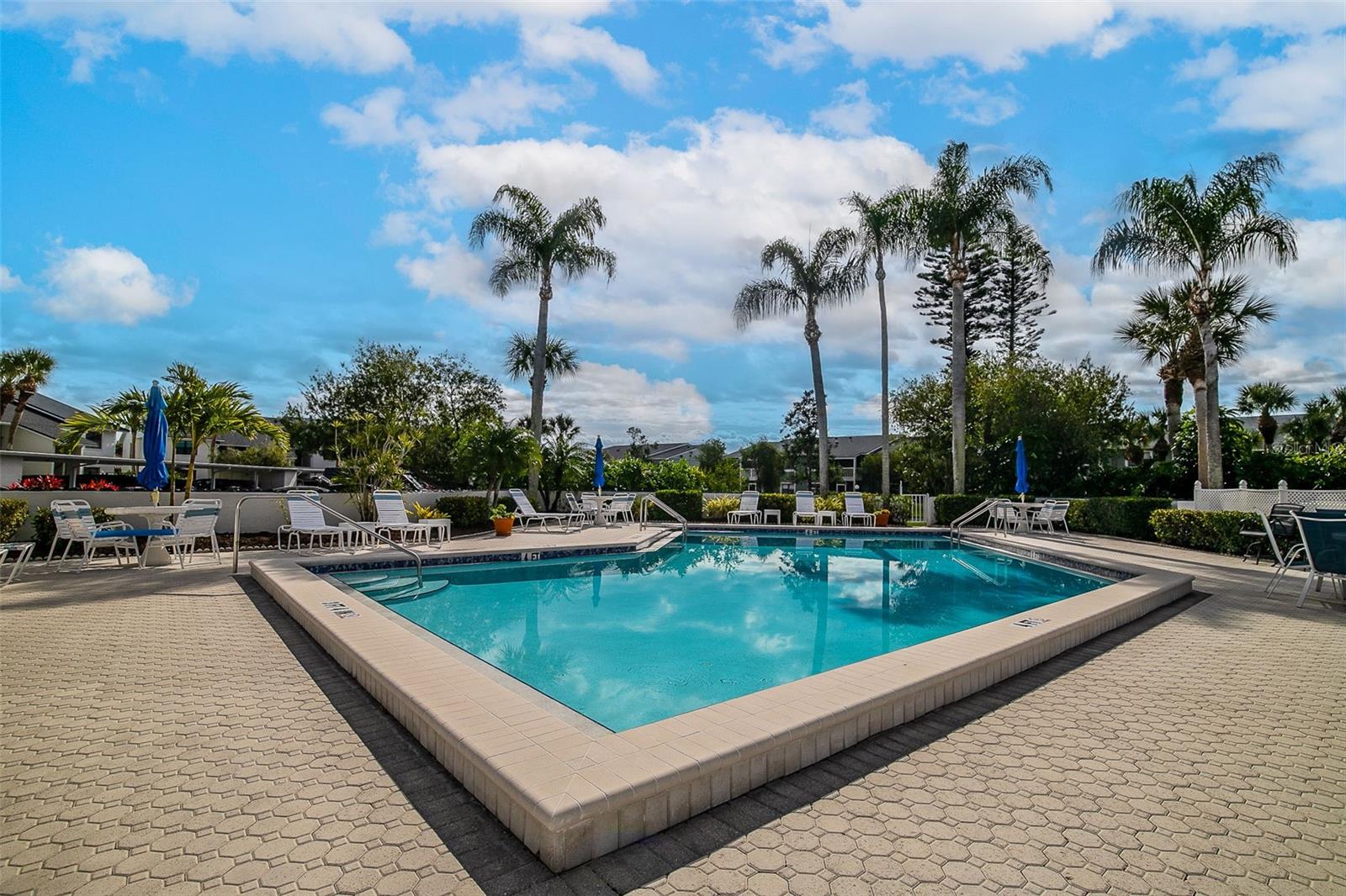 1100 CAPRI ISLES BLVD #325, VENICE, FL, 34292