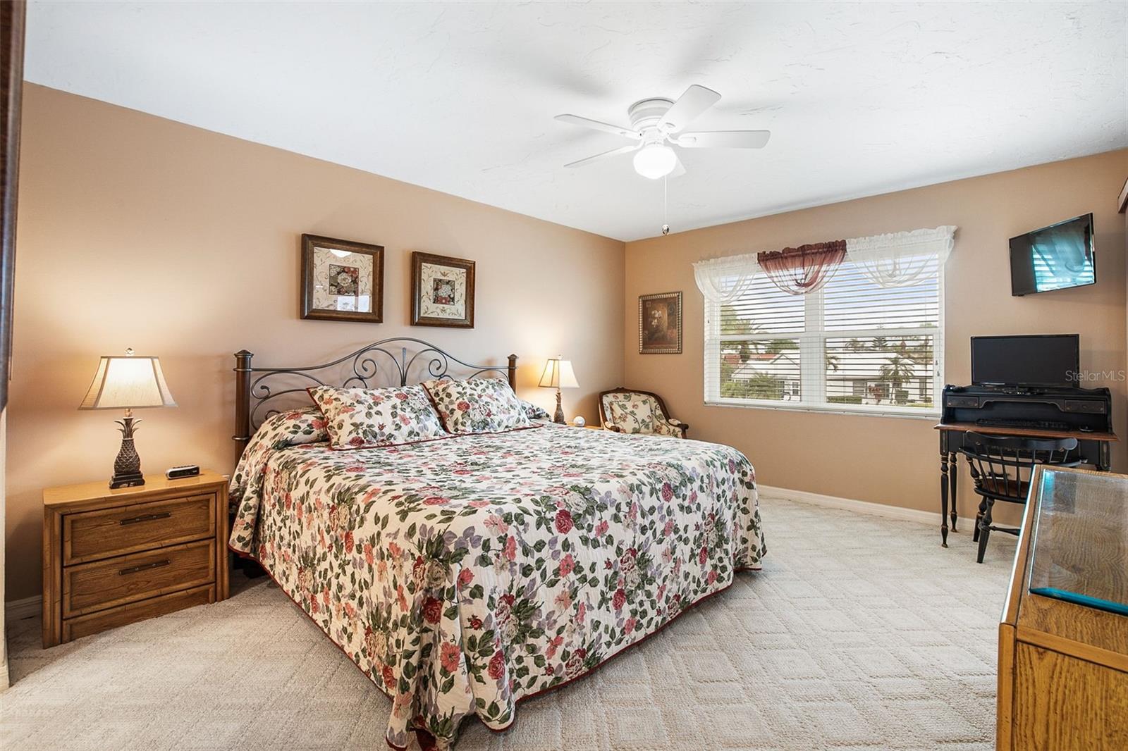 1100 CAPRI ISLES BLVD #325, VENICE, FL, 34292