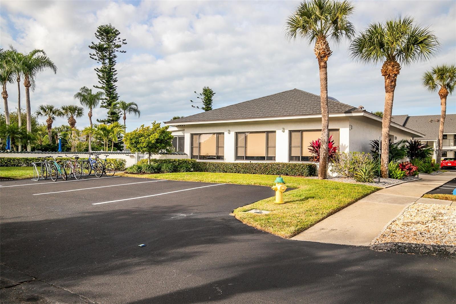 1100 CAPRI ISLES BLVD #325, VENICE, FL, 34292