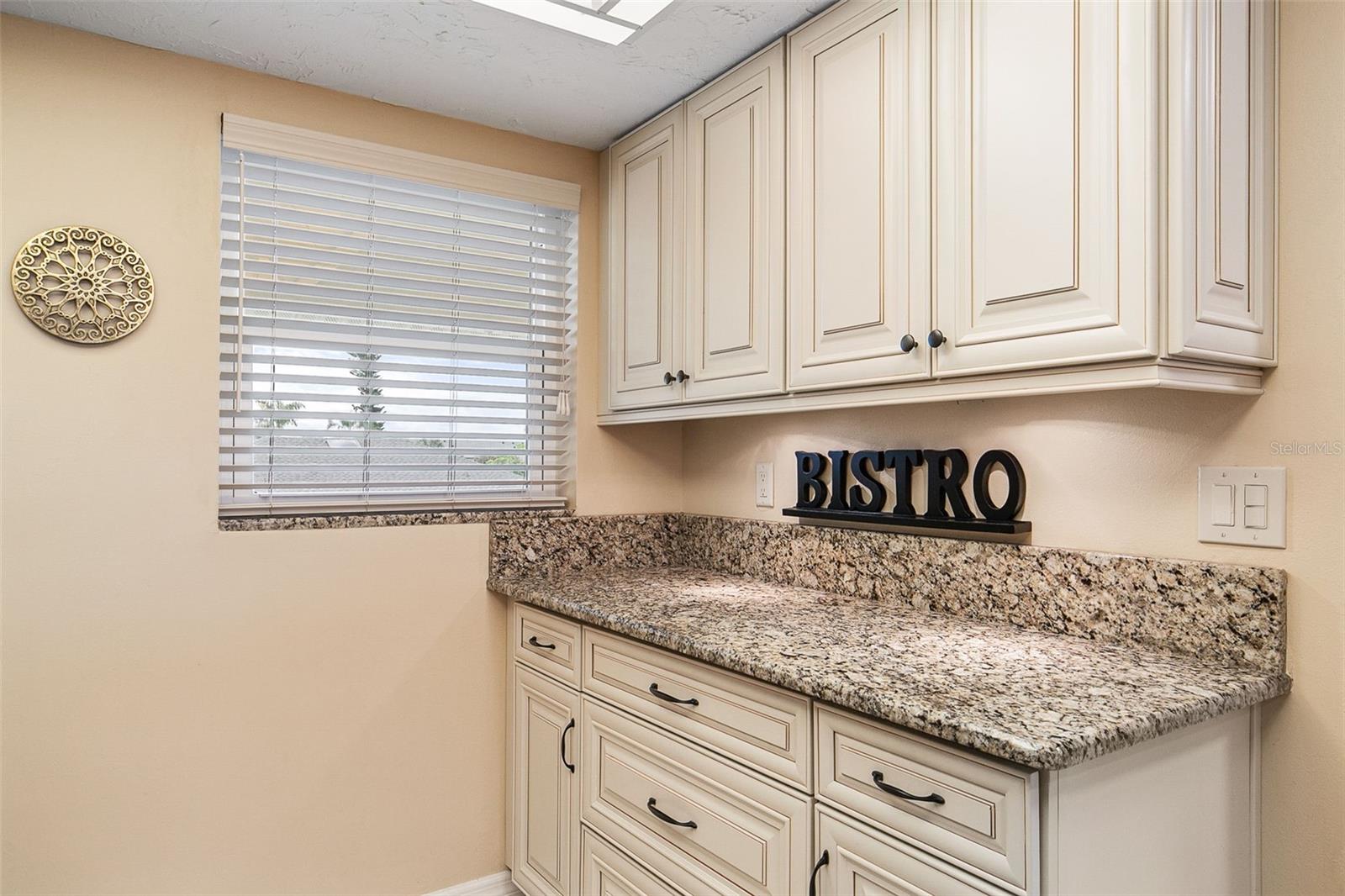 1100 CAPRI ISLES BLVD #325, VENICE, FL, 34292