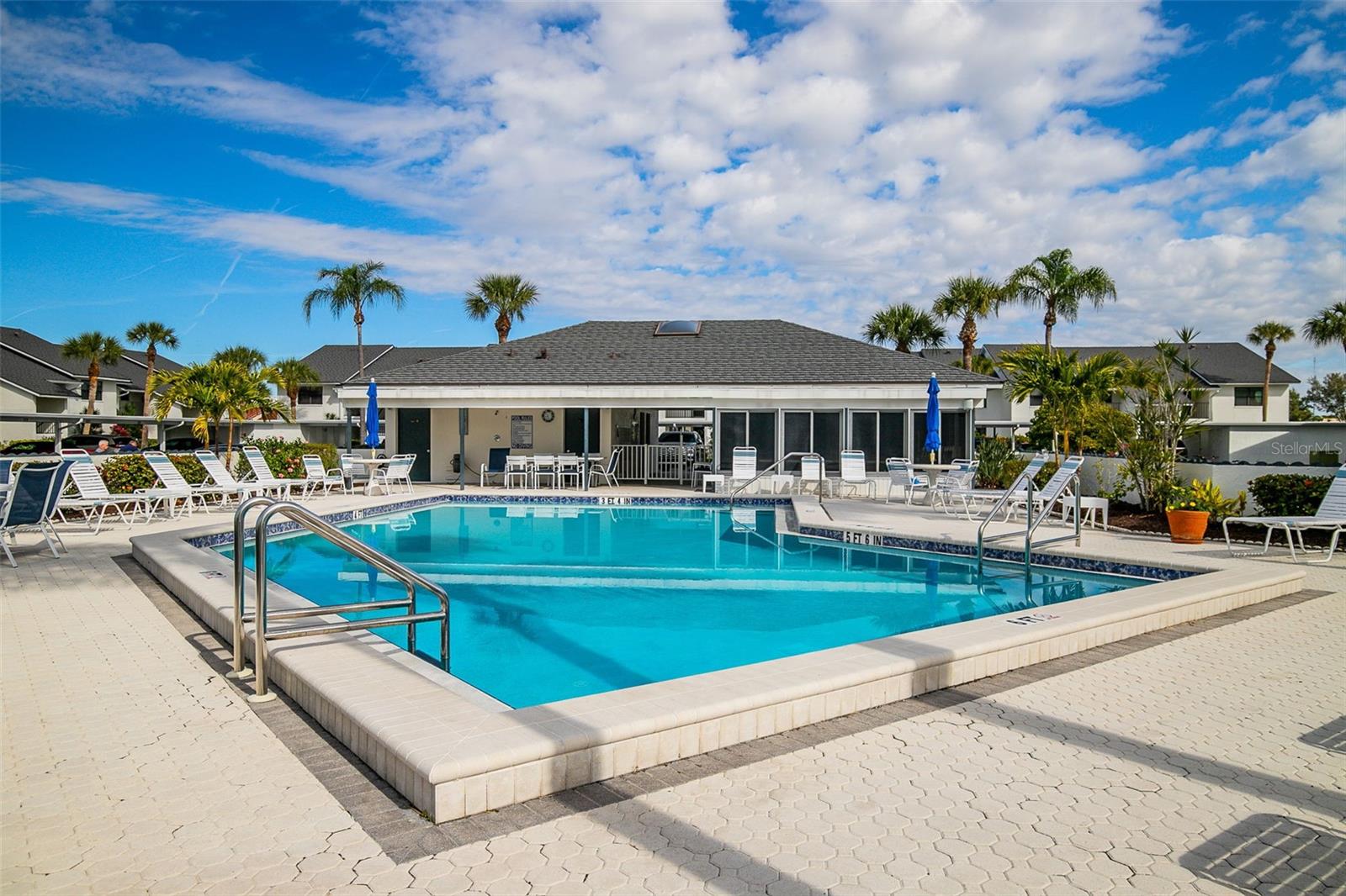 1100 CAPRI ISLES BLVD #325, VENICE, FL, 34292