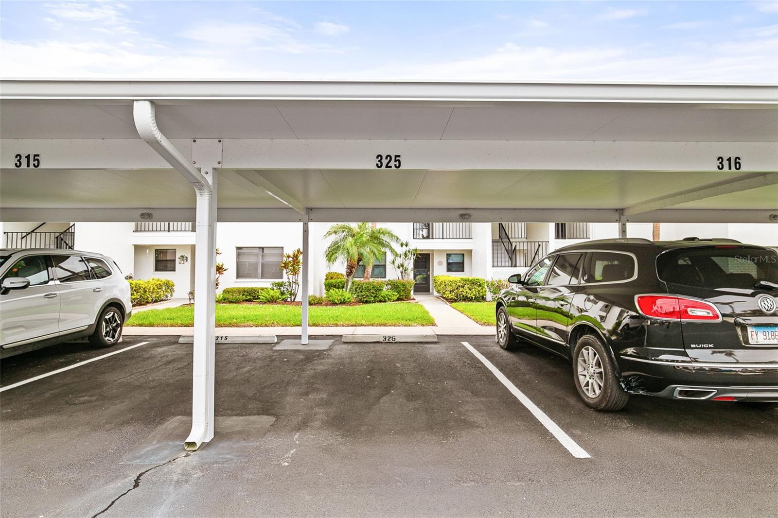 1100 CAPRI ISLES BLVD #325, VENICE, FL, 34292