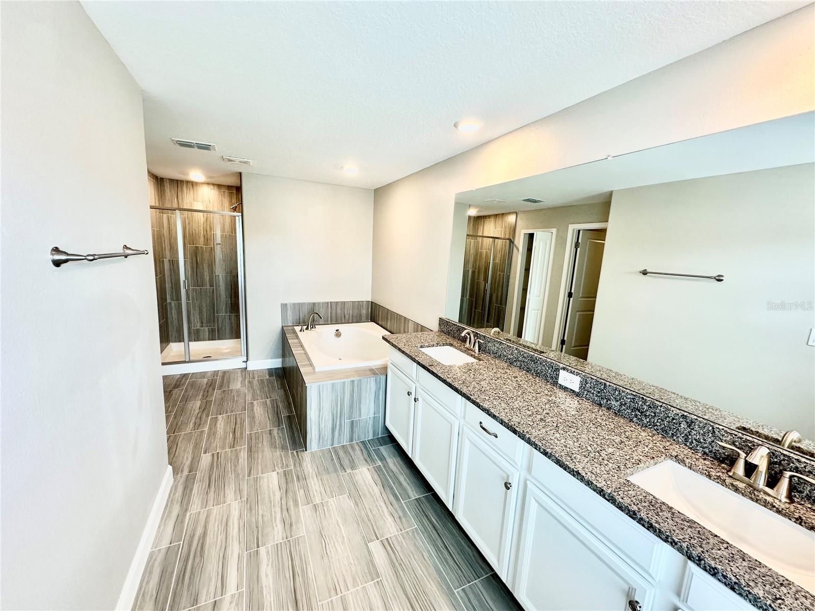 2201 CERULEAN SKY DR, LUTZ, FL, 33558