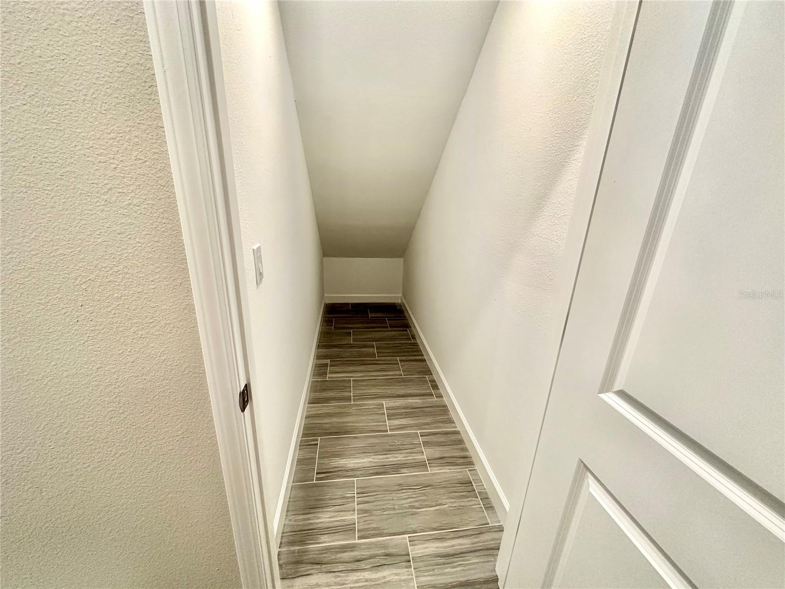 2201 CERULEAN SKY DR, LUTZ, FL, 33558