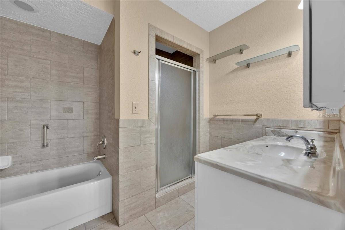543 CLUBHILL DR, HAINES CITY, FL, 33844