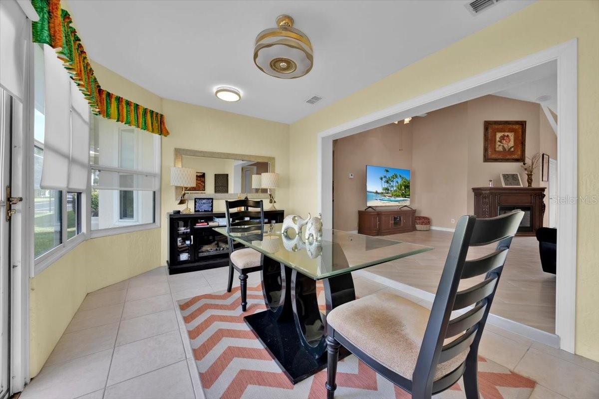 543 CLUBHILL DR, HAINES CITY, FL, 33844