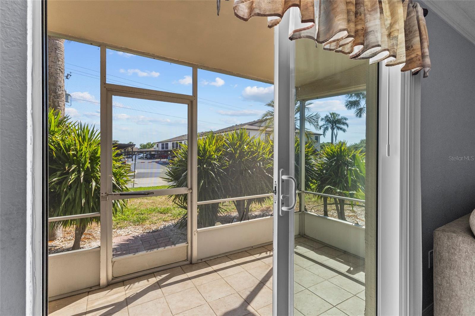 2727 75TH ST W #8A2, BRADENTON, FL, 34209