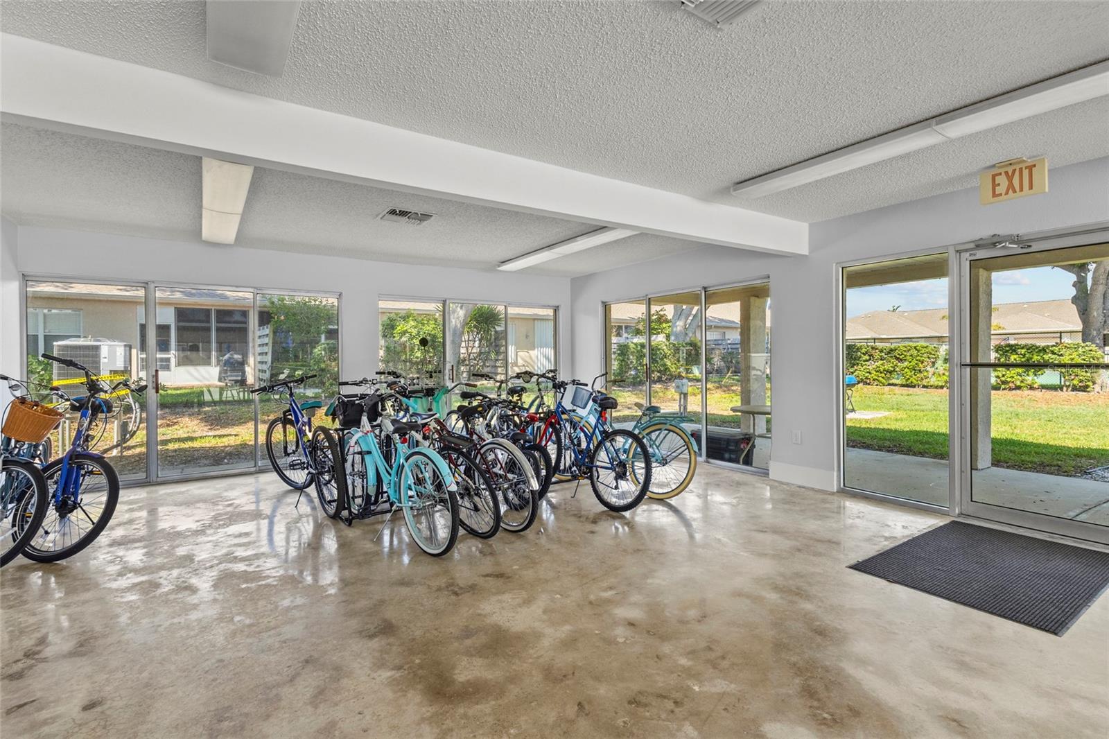 2727 75TH ST W #8A2, BRADENTON, FL, 34209