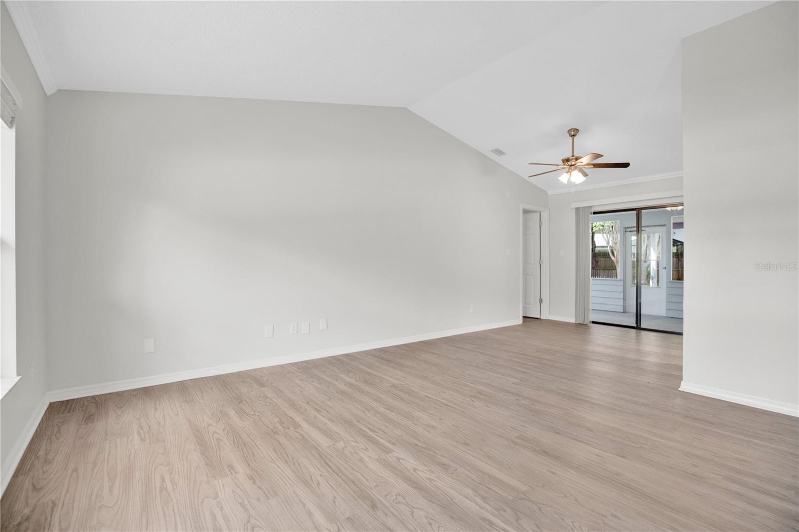 1050 DISHMAN LOOP, OVIEDO, FL, 32765