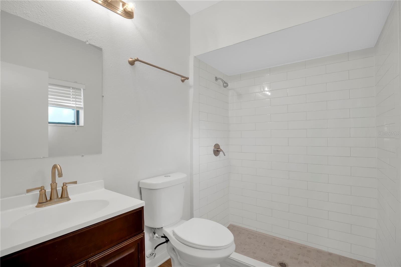 1050 DISHMAN LOOP, OVIEDO, FL, 32765