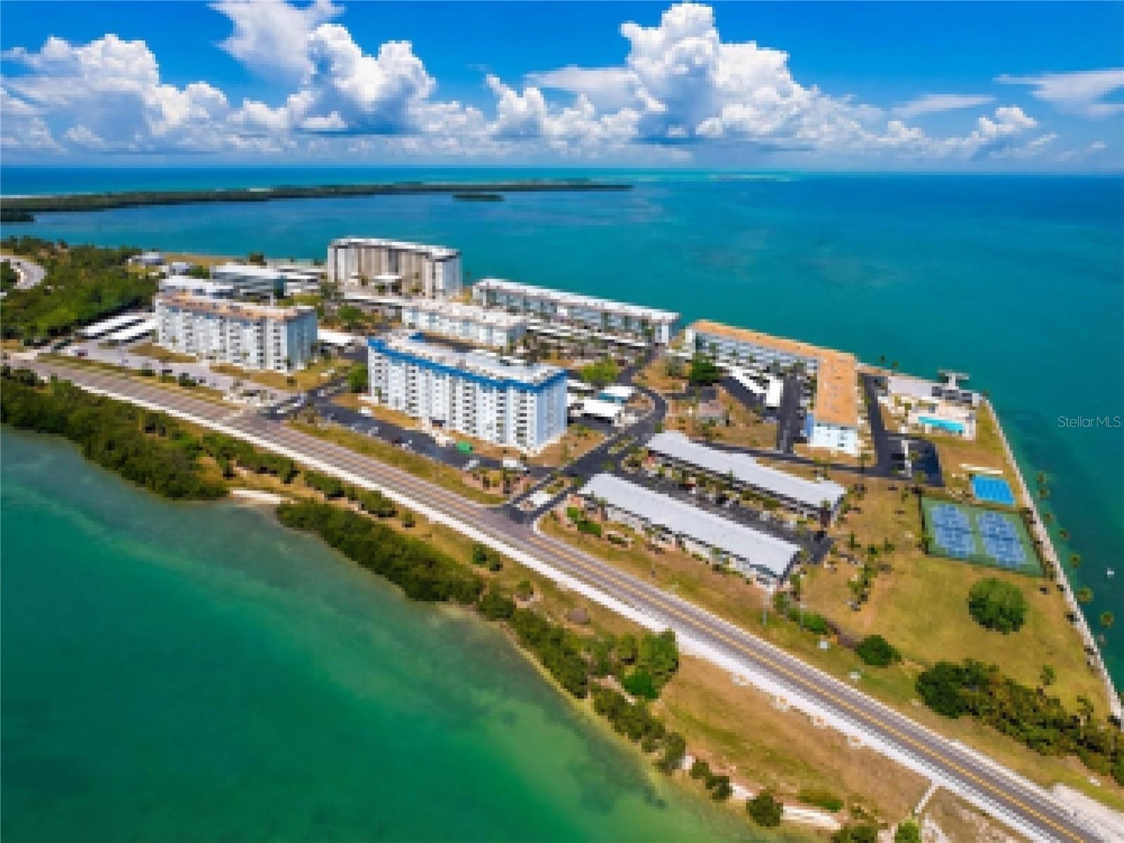 7 ISLAND PARK PL #204, DUNEDIN, FL, 34698