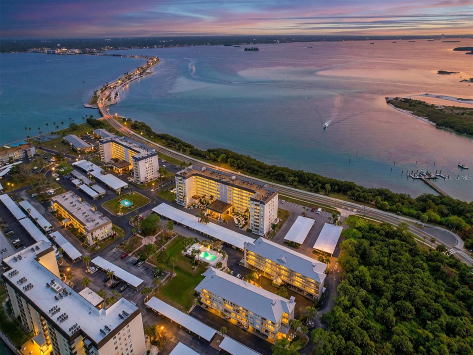 7 ISLAND PARK PL #204, DUNEDIN, FL, 34698